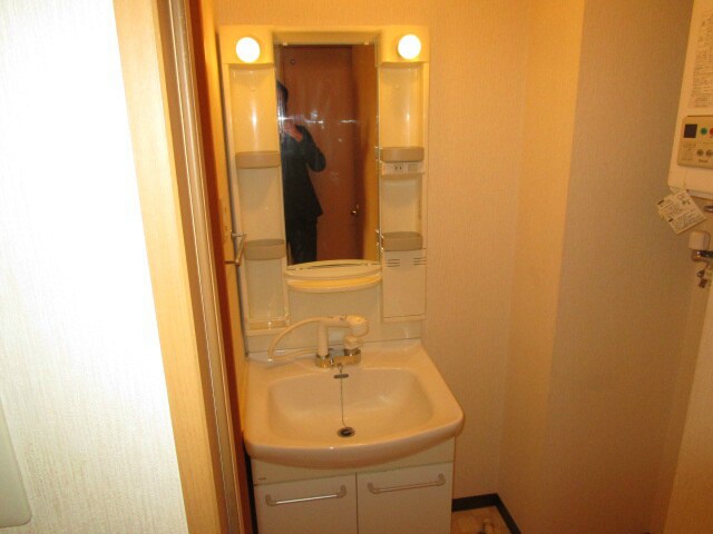 フラッグシティの物件内観写真