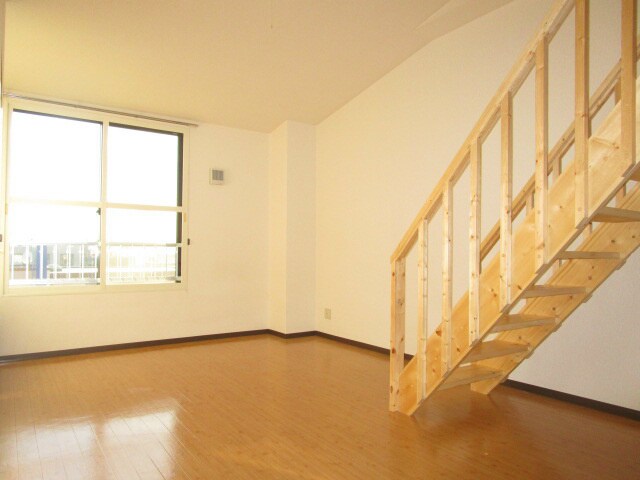 フラッグシティの物件内観写真