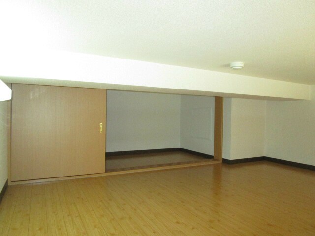 フラッグシティの物件内観写真