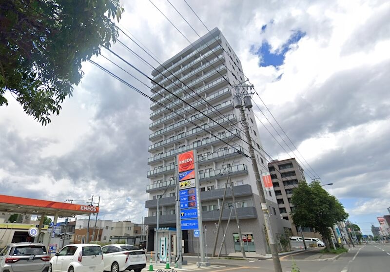 クリスタルガーデン栄町の物件外観写真