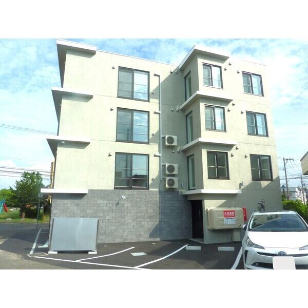 グレイス　スクエアの物件外観写真