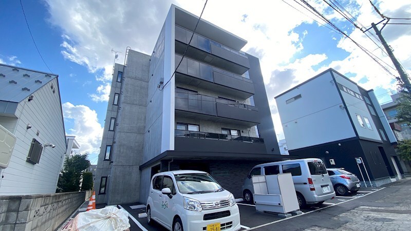 北１８条駅 徒歩9分の物件外観写真