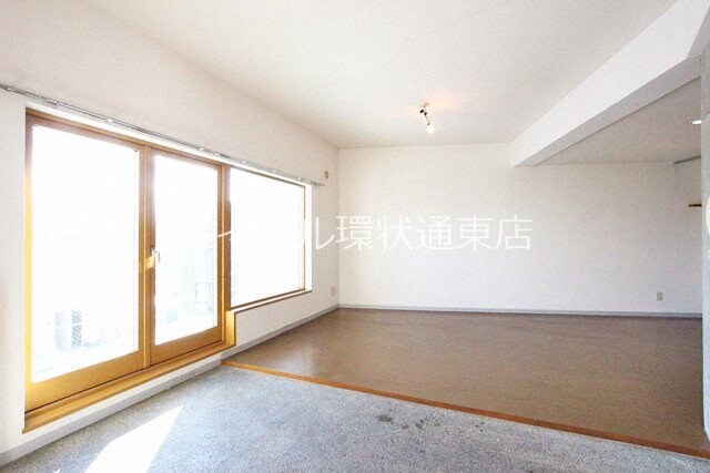 東区役所前駅 徒歩7分 2階の物件内観写真