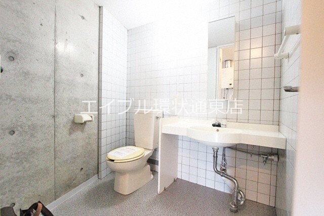 東区役所前駅 徒歩7分 2階の物件内観写真