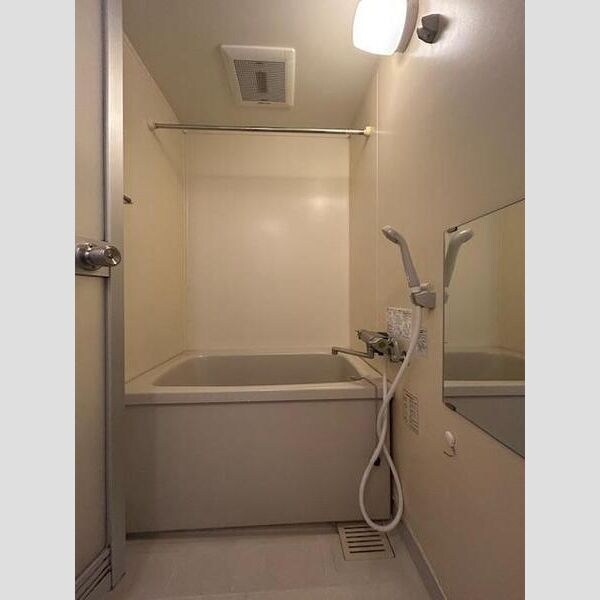 アルファスクエア北23条の物件内観写真