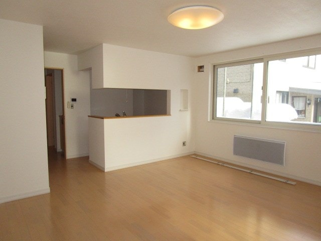 Luna Courtの物件内観写真