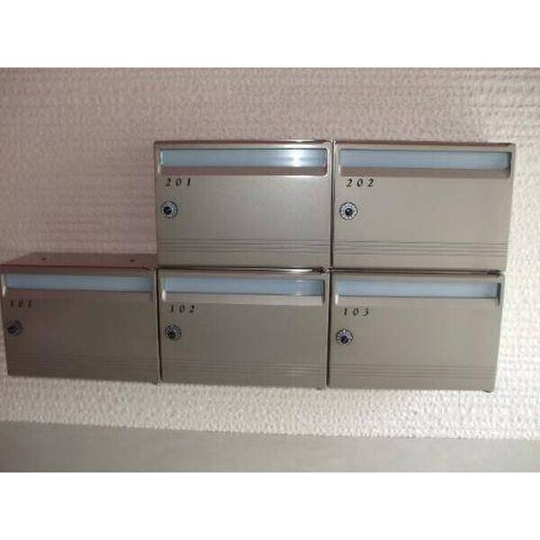 Luna Courtの物件内観写真