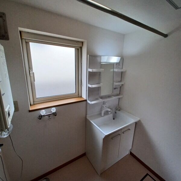 元町駅 徒歩17分 1階の物件内観写真