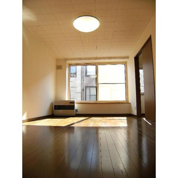 元町駅 徒歩12分 3階の物件内観写真