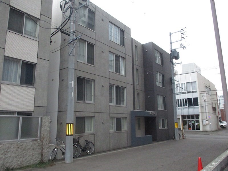 M-STAGE北9条の物件外観写真