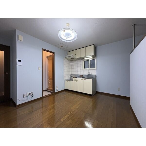 アルファルーセントの物件内観写真