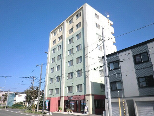 e-oneの物件外観写真