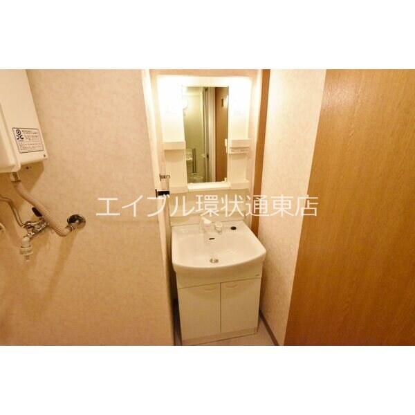 元町駅 徒歩8分 3階の物件内観写真