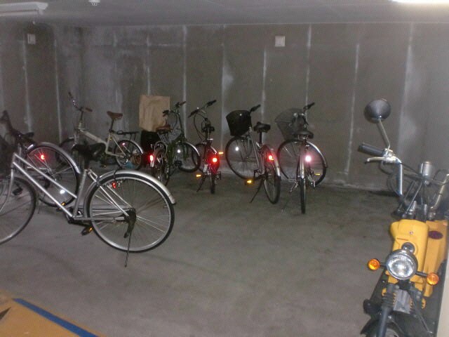 東区役所前駅 徒歩8分 1階の物件内観写真