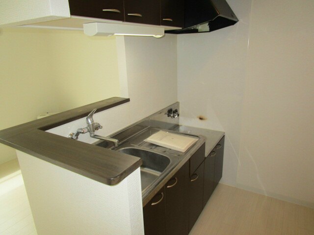 元町駅 徒歩8分 3階の物件内観写真