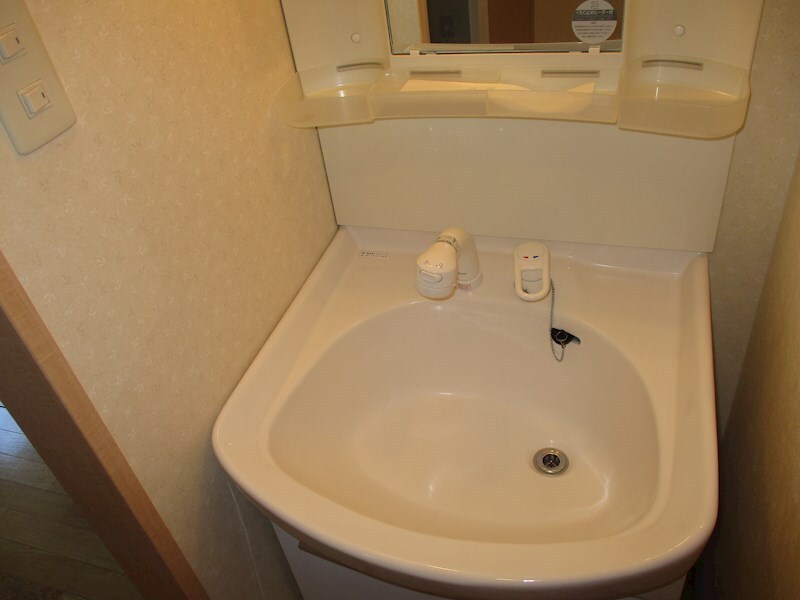 東区役所前駅 徒歩5分 2階の物件内観写真