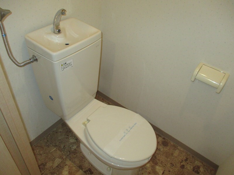 東区役所前駅 徒歩5分 2階の物件内観写真