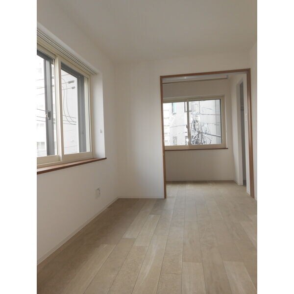 ピュア東彩館VIIIの物件内観写真