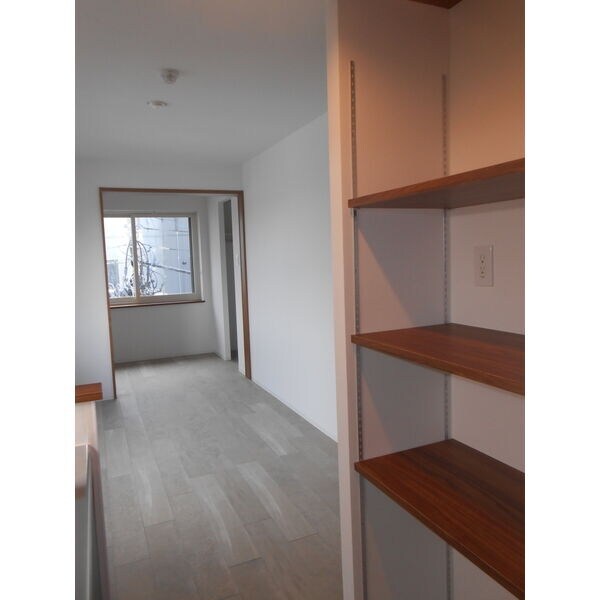 ピュア東彩館VIIIの物件内観写真