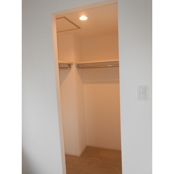 ピュア東彩館VIIIの物件内観写真