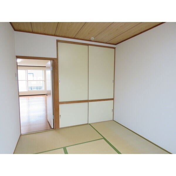 ピアブルーの物件内観写真