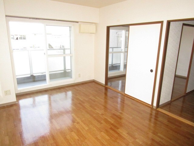 元町ガーデンの物件内観写真