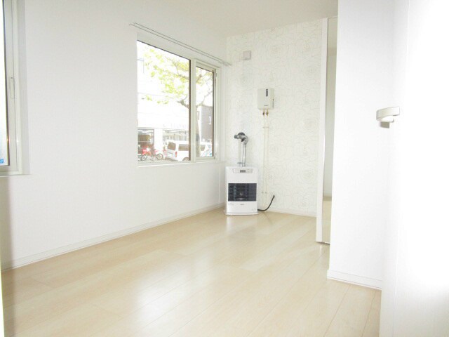 メニーズコート開成の物件内観写真