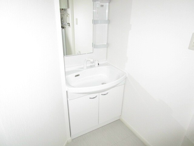 メニーズコート開成の物件内観写真