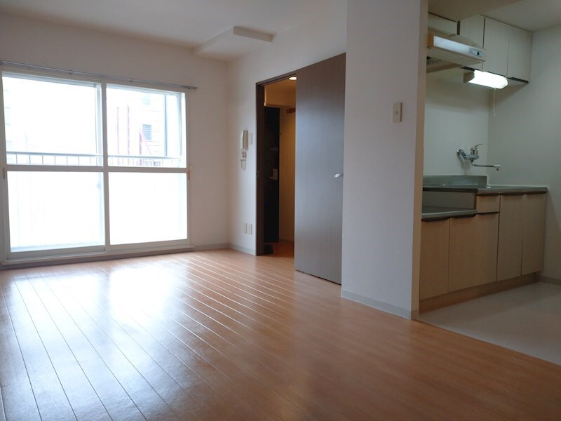 ウイング北14条の物件内観写真