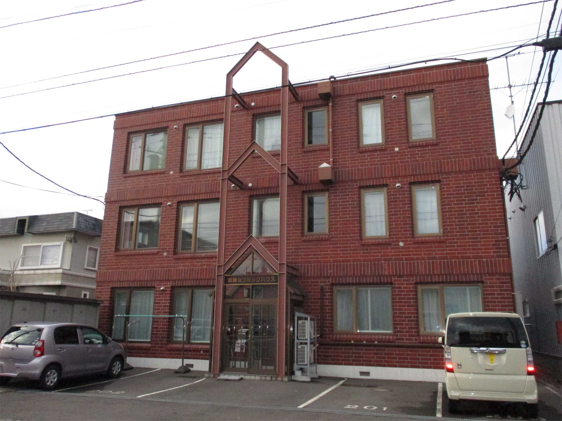 ビラ・レジリア美香保の物件外観写真