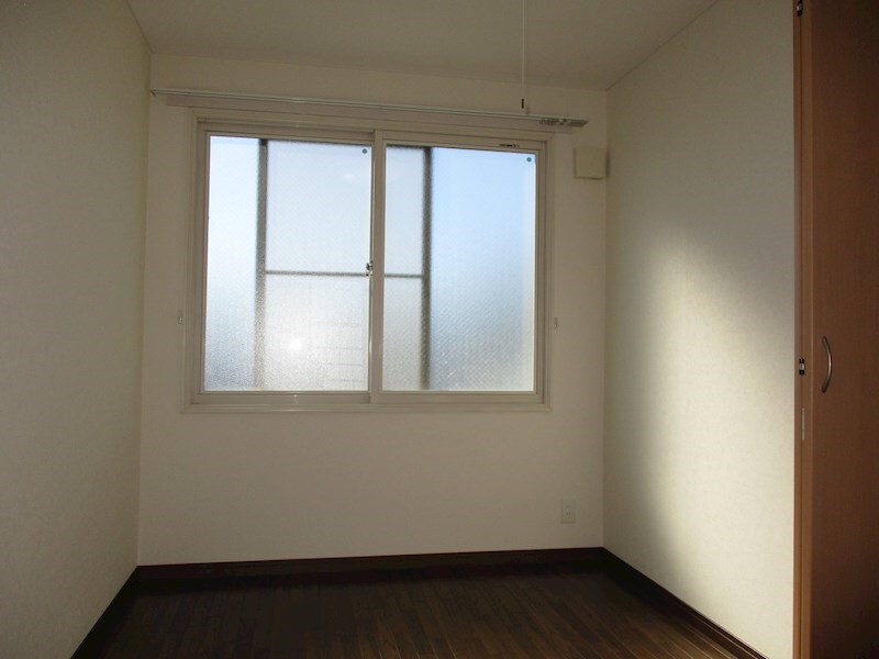 ビラ・レジリア美香保の物件内観写真