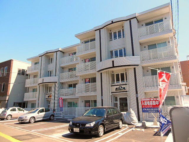 グランメール新道東駅IIの物件外観写真