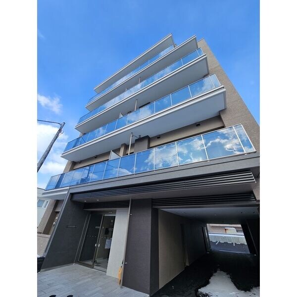 ル・コルヌイエ山鼻の物件外観写真