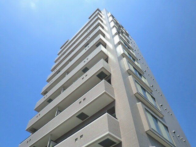 メトロマリオンの物件外観写真