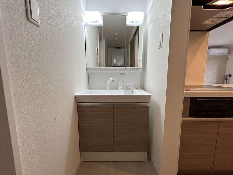 RESIDENCE SHINMEI 新道東の物件内観写真