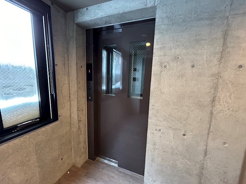 RESIDENCE SHINMEI 新道東の物件内観写真