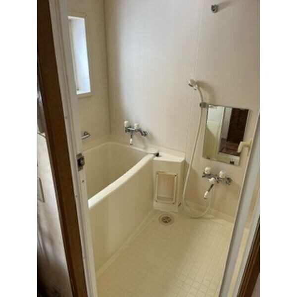 北郷9条8丁目テラスハウスの物件内観写真