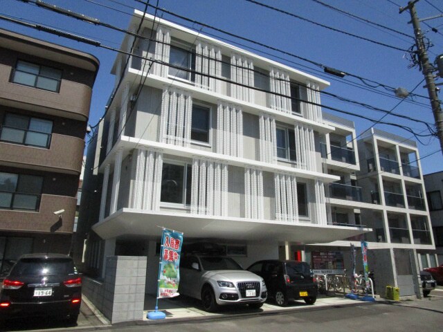 Y Flatの物件外観写真