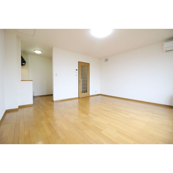 グランコリーヌIVの物件内観写真