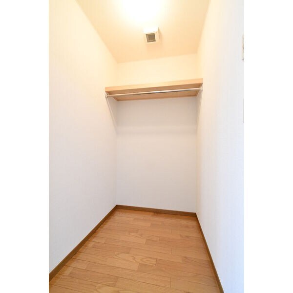 グランコリーヌIVの物件内観写真