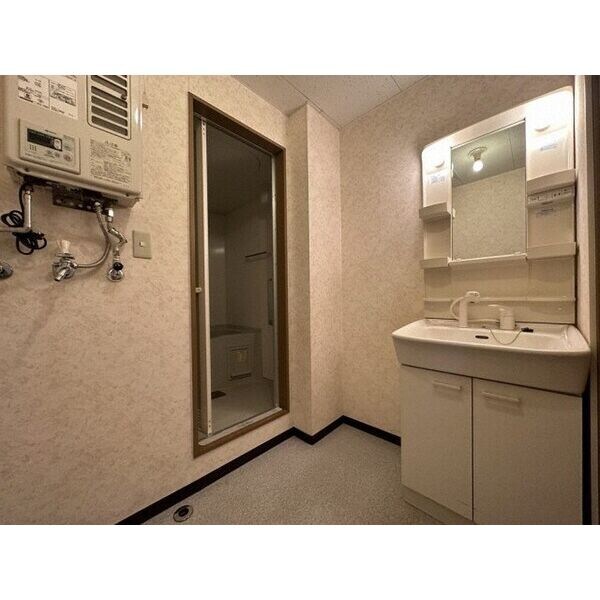 エスコート２５の物件内観写真