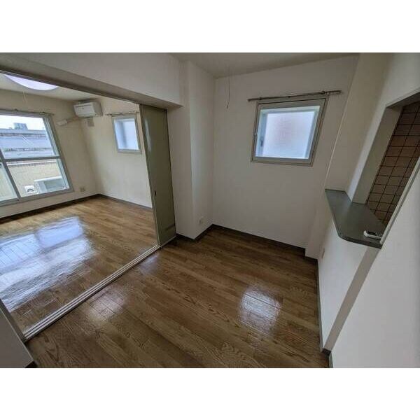 ベラ・カーサの物件内観写真