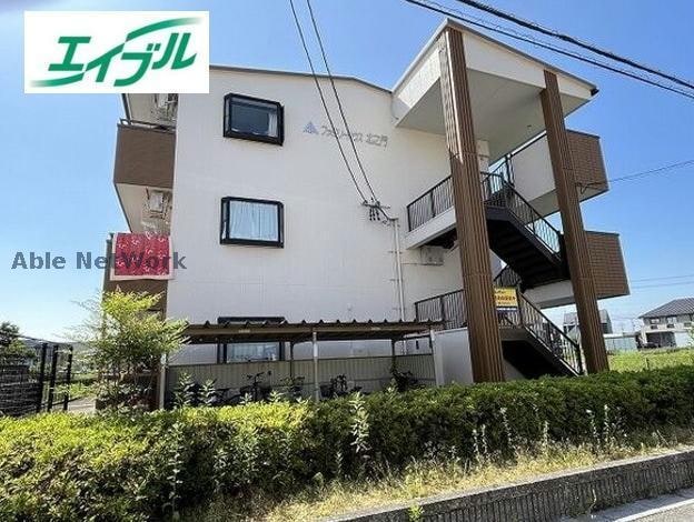 ファミリーハウス北之門の物件外観写真