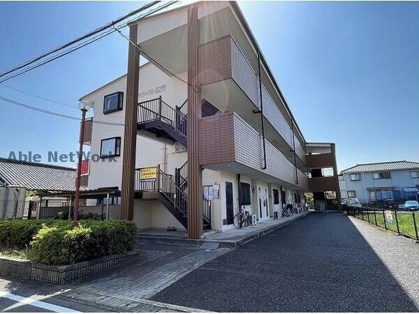 ファミリーハウス北之門の物件外観写真