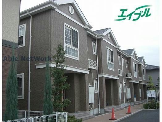 シャン・ド・フルール（小木2丁目）の物件外観写真