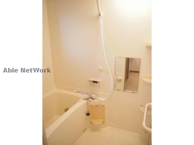 シャン・ド・フルール（小木2丁目）の物件内観写真