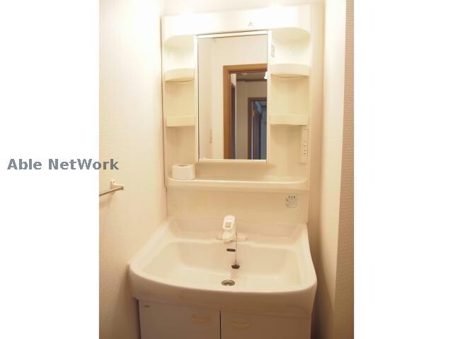 シャン・ド・フルール（小木2丁目）の物件内観写真