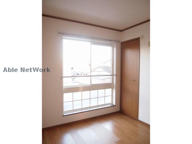 シャン・ド・フルール（小木2丁目）の物件内観写真