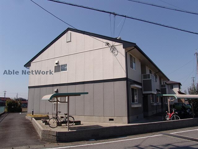 セジュール林の物件外観写真