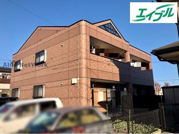 シャンヴィラージュの物件外観写真